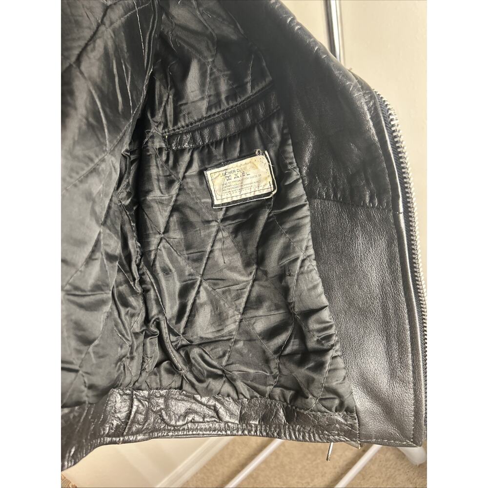 Leather Jacket - Picture 5 of 8